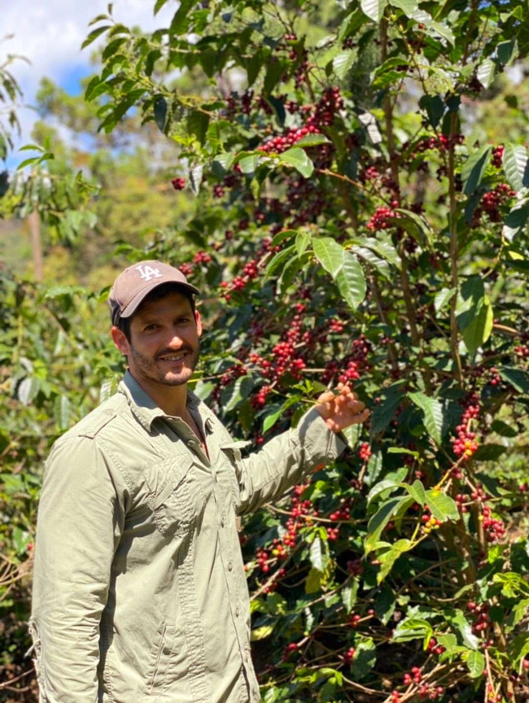 El Salvador 2022 COE#1 El Conacaste coffee farmer